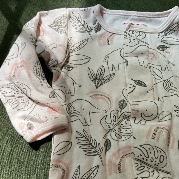 Magnetic Me baby girl footie 6-9  months - Picture 2 of 5